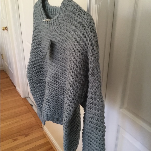 Cute Chunky Knit Cable Sweater - Picture 2 of 3